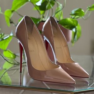 Christian Louboutin So Kate Heels